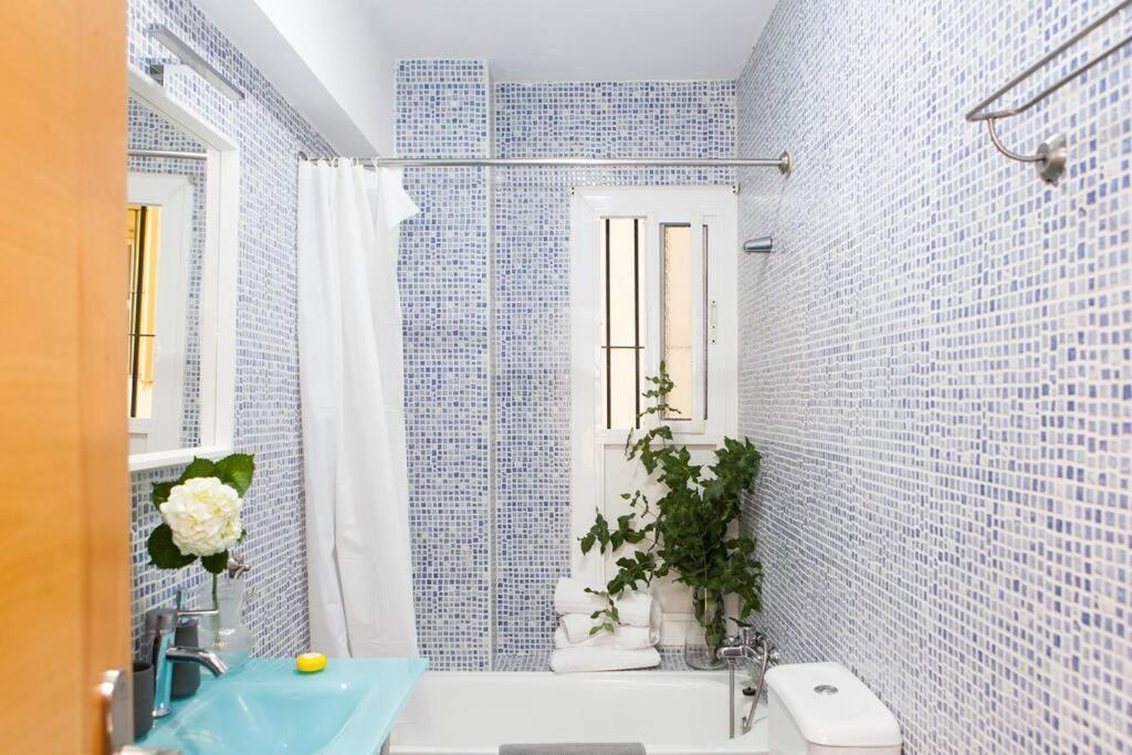 Apartmán Zona 1 Santa Cruz Parking Privado Sevilla Exteriér fotografie